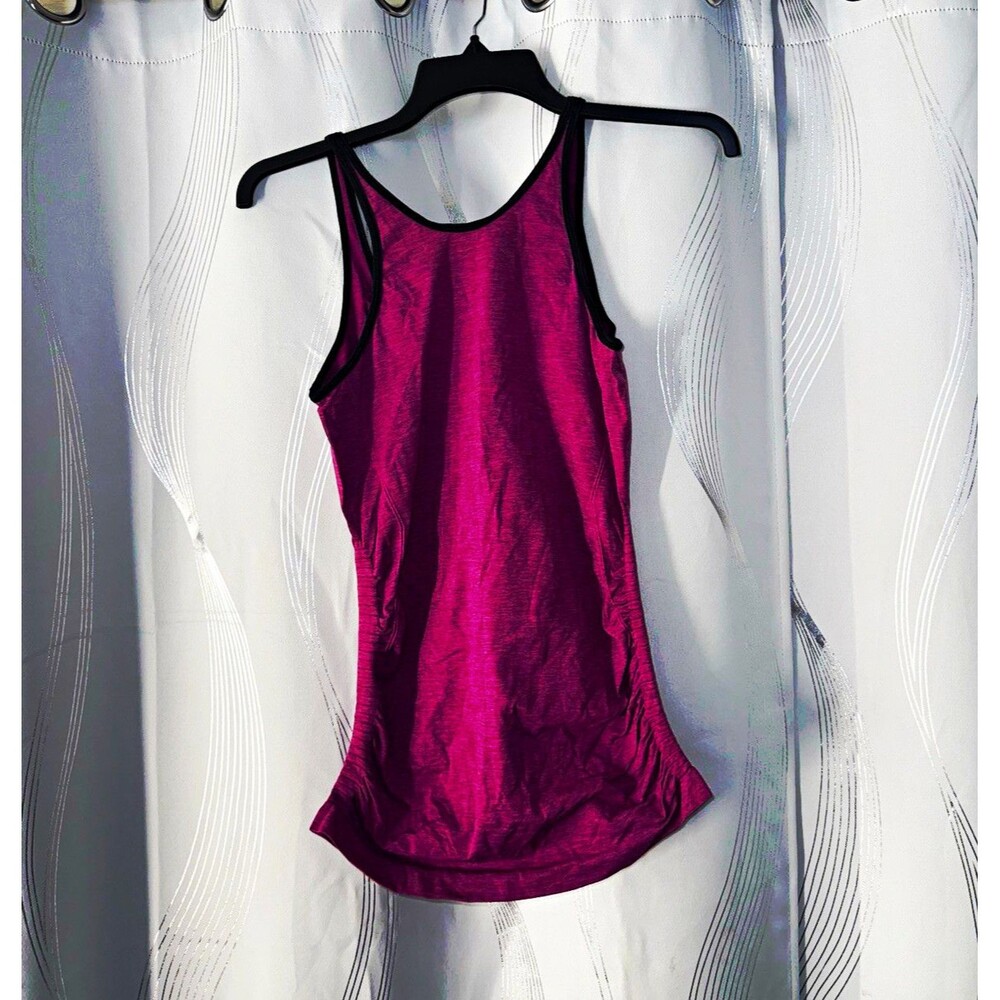 lululemon athletica Women’s Athletic Tank Top 6 Purple Scoop Neck Stretch